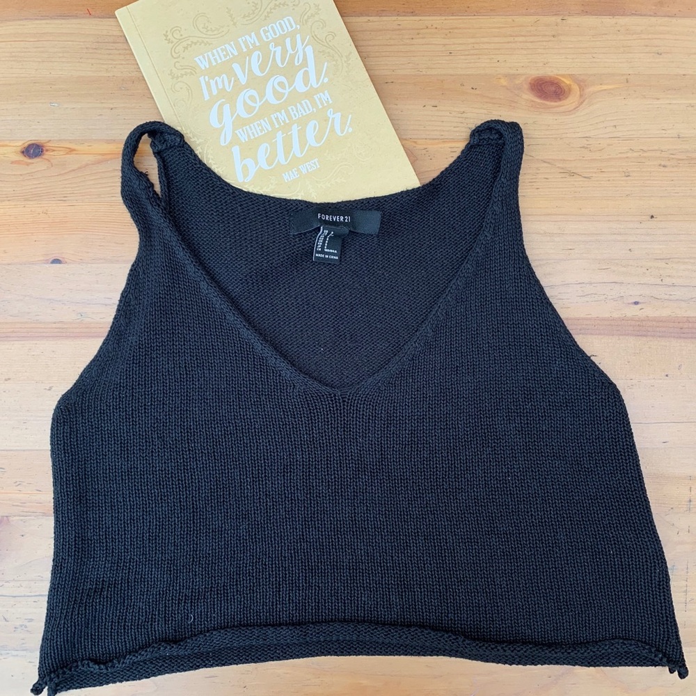 3 for $18‼️ Forever 21 Black Tank Top